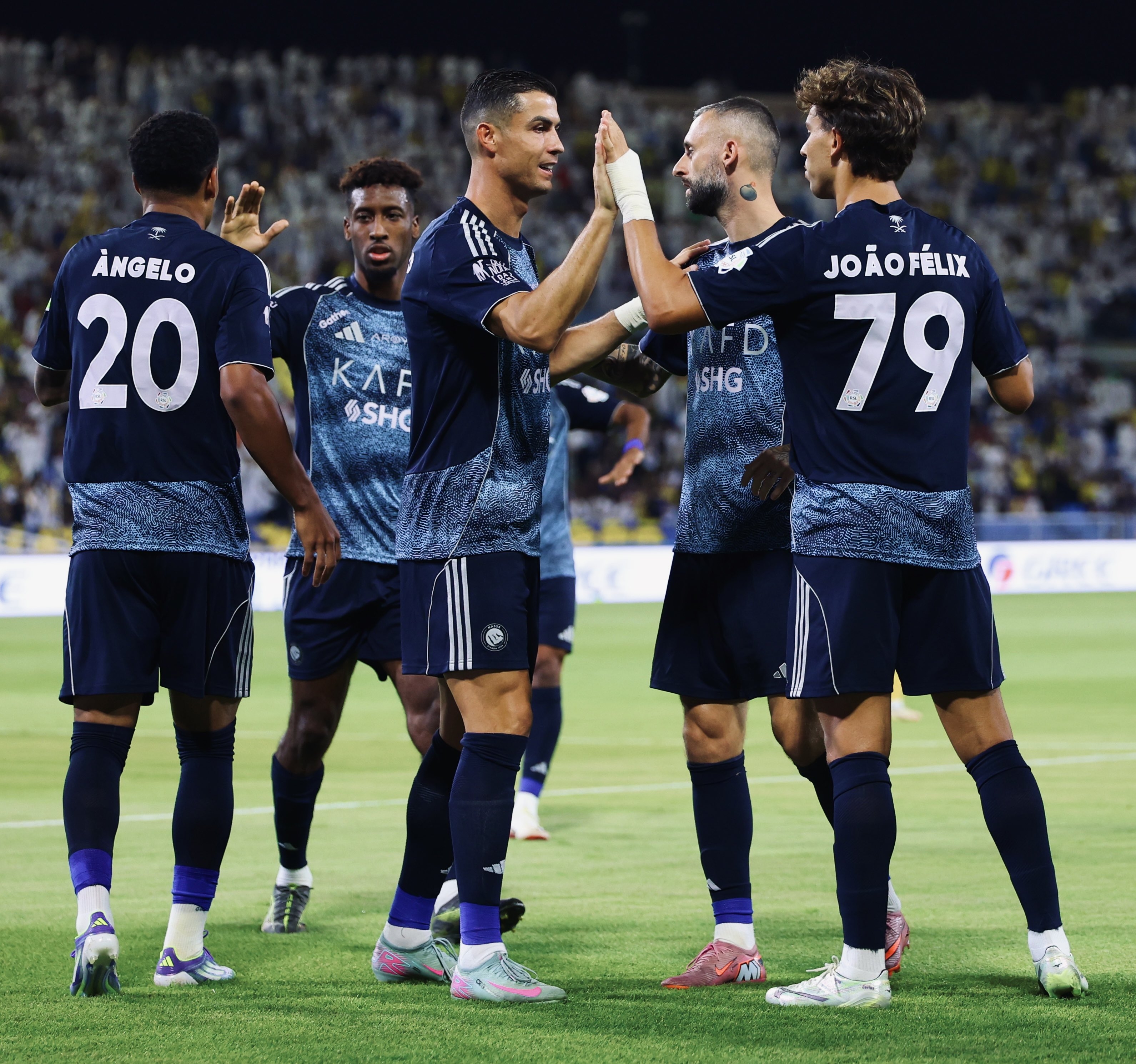 开云体育app-法国横扫丹麦，C罗刷新纪录