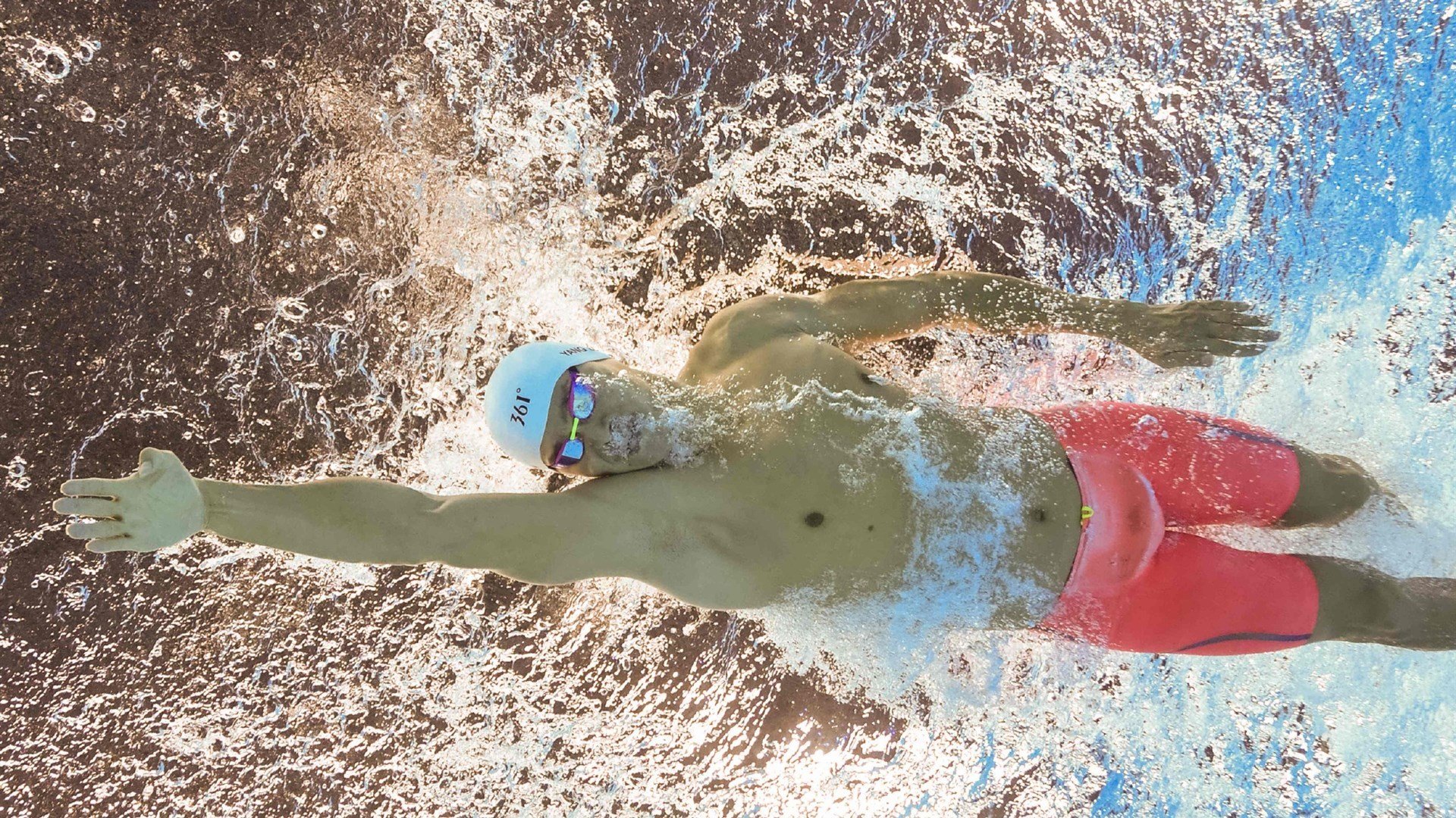 开云体育入口-石宇奇领袖光芒四射，中国队碾压印尼队豪取胜利