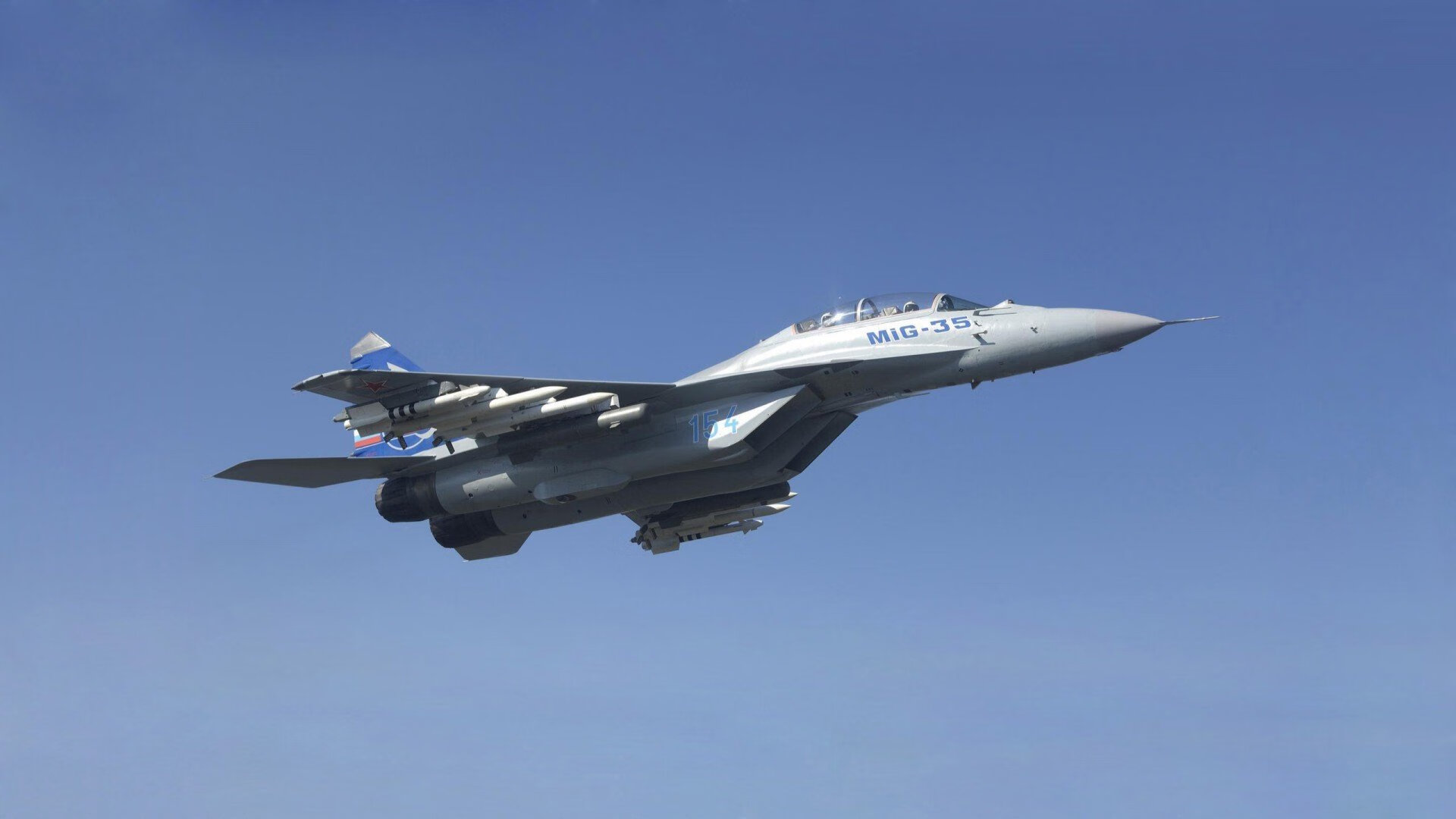 三笘薰独舞圣西罗，两次闪击撕碎拉齐奥，英超妖刀欧战封神