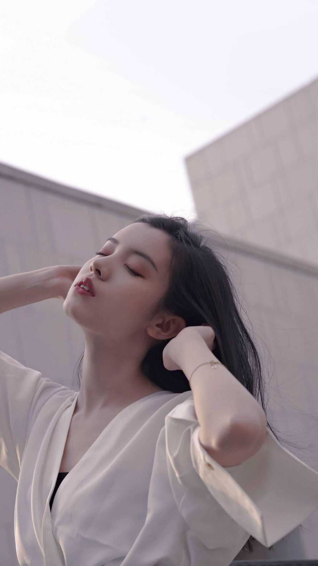 开云体育官网-血脉压制！尼克斯六战五胜凿沉鹈鹕，乔治末节15分再证大场面先生本色