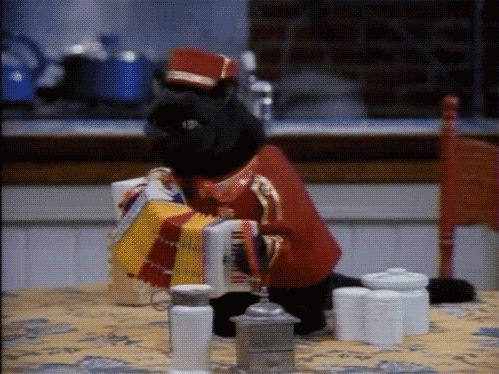 开云体育中国-引擎轰鸣与扣篮交响，F1巴林揭幕战夜的跨界MVP