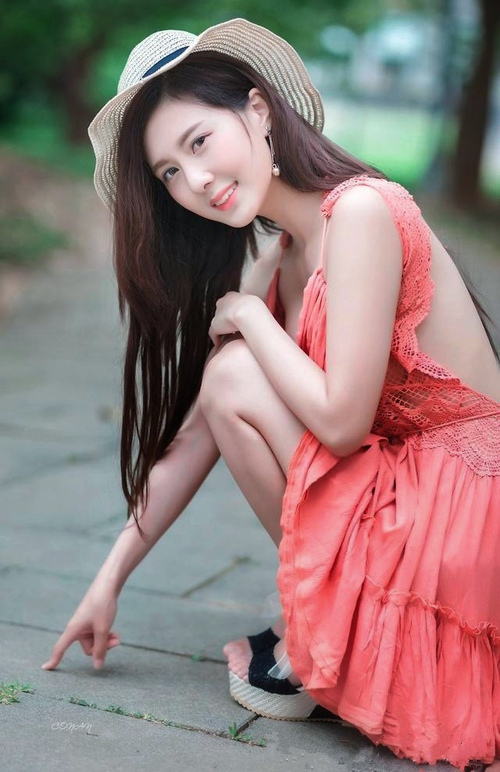 开云体育APP下载-绿茵孤勇，2026世界杯焦点战，乌拉圭逆转智利，范戴克铸就钢铁防线